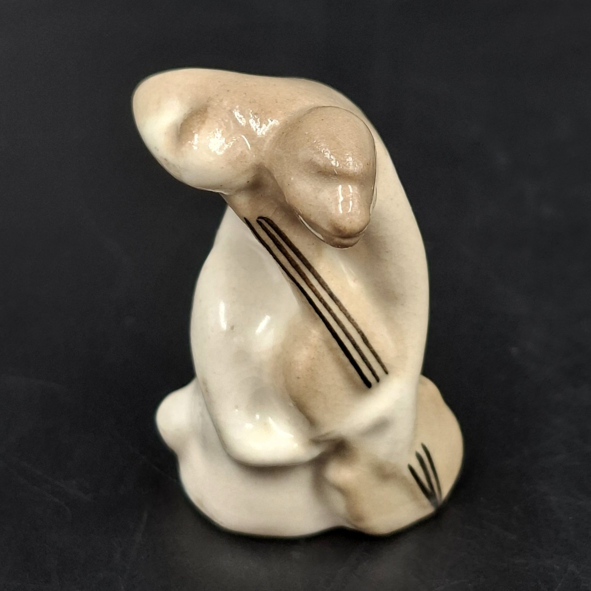 Статуэтка "Мартышка" из группы "Малый квартет", фарфор, роспись, Ленинградский завод «Стройфаянс», СССР, 1950-1960 гг.