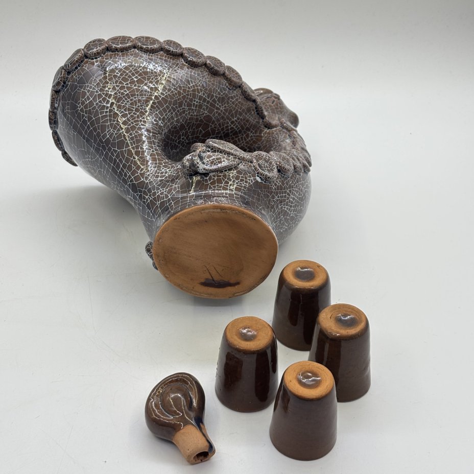 Набор для подачи напитков в форме петуха (штоф и 4 стопки)