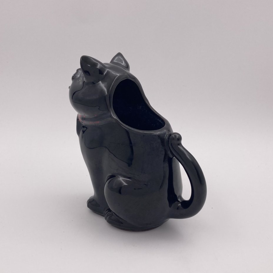 Сливочник "Черный кот", фарфор, роспись, крытьё, Западная Европа, 1970-1990 гг.