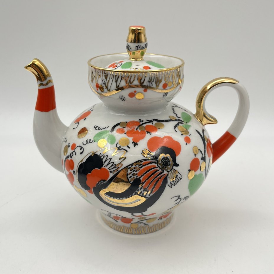 Чайник заварочный "Петушки",  форма "Бутон", автор формы Борисов А.И., автор рисунка Григорьева Л.И.