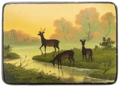 Шкатулка лаковая "Олени у водоема", папье-маше, роспись, художник Правдолюбова, с. Федоскино, СССР, 1972 г.