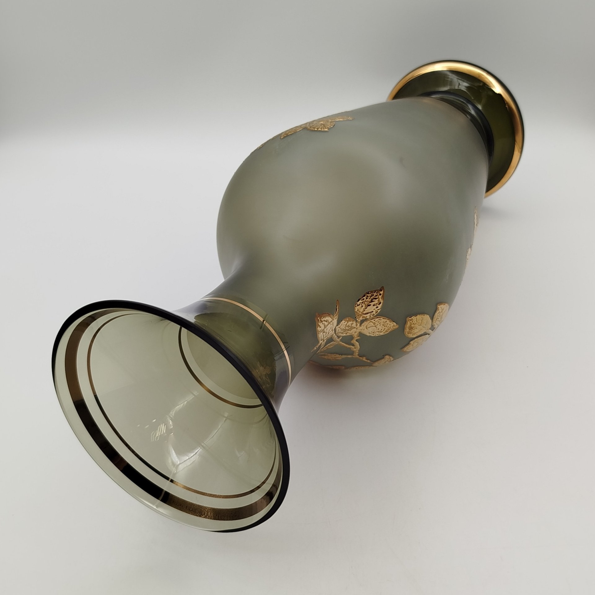 Ваза (большая) с цветочным декором, стекло, золочение, Bohemia Crystal (Bohemia Glass), Чехия, 1990-2010 гг., Bohemia Crystal (Bohemia Glass)