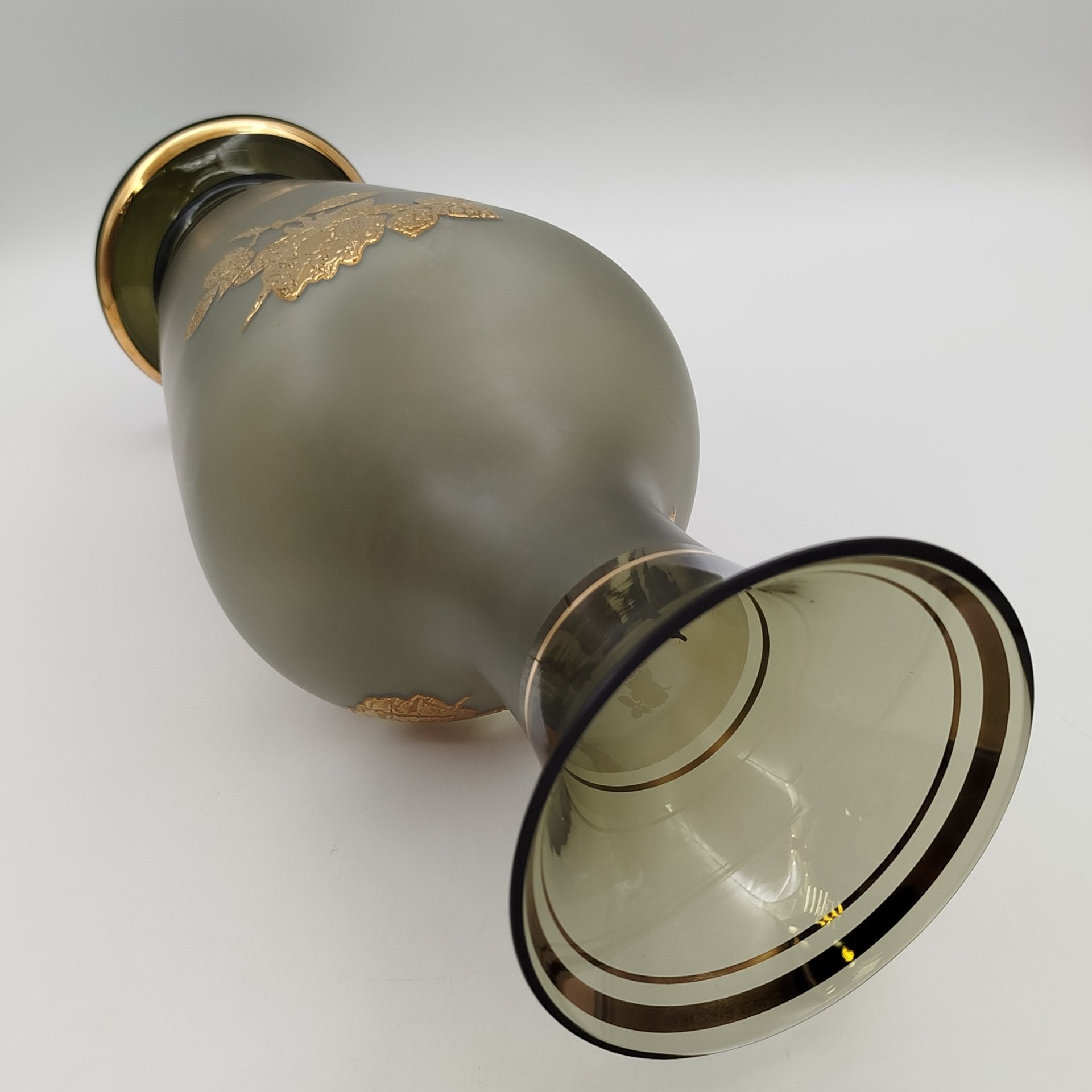 Ваза (большая) с цветочным декором, стекло, золочение, Bohemia Crystal (Bohemia Glass), Чехия, 1990-2010 гг., Bohemia Crystal (Bohemia Glass)