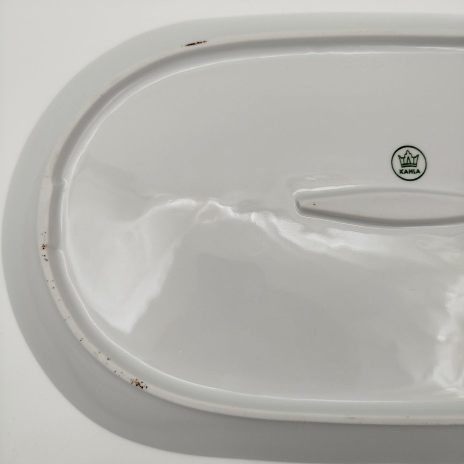 Блюдо вытянутой формы с изображением розы, фарфор, деколь, золочение, Kahla, ГДР, 1968-1987 гг.