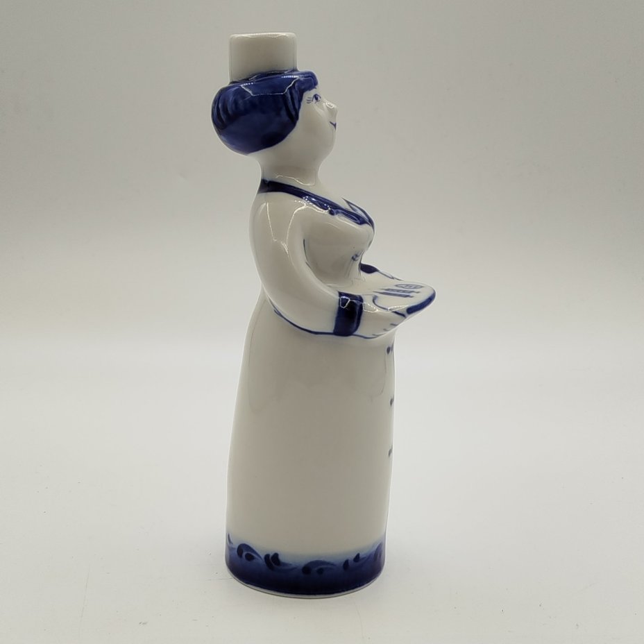 Статуэтка "Медсестра", авт. Перова