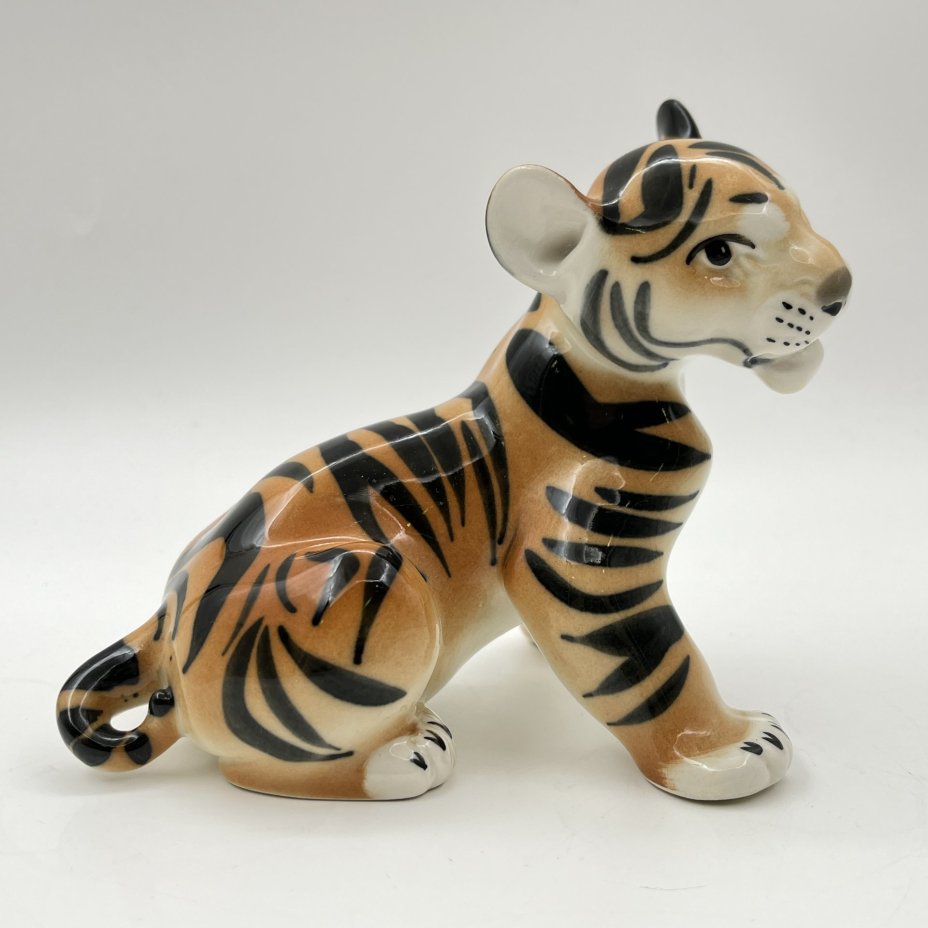 Статуэтка "Тигрёнок", скульптор Б.Я. Воробьев