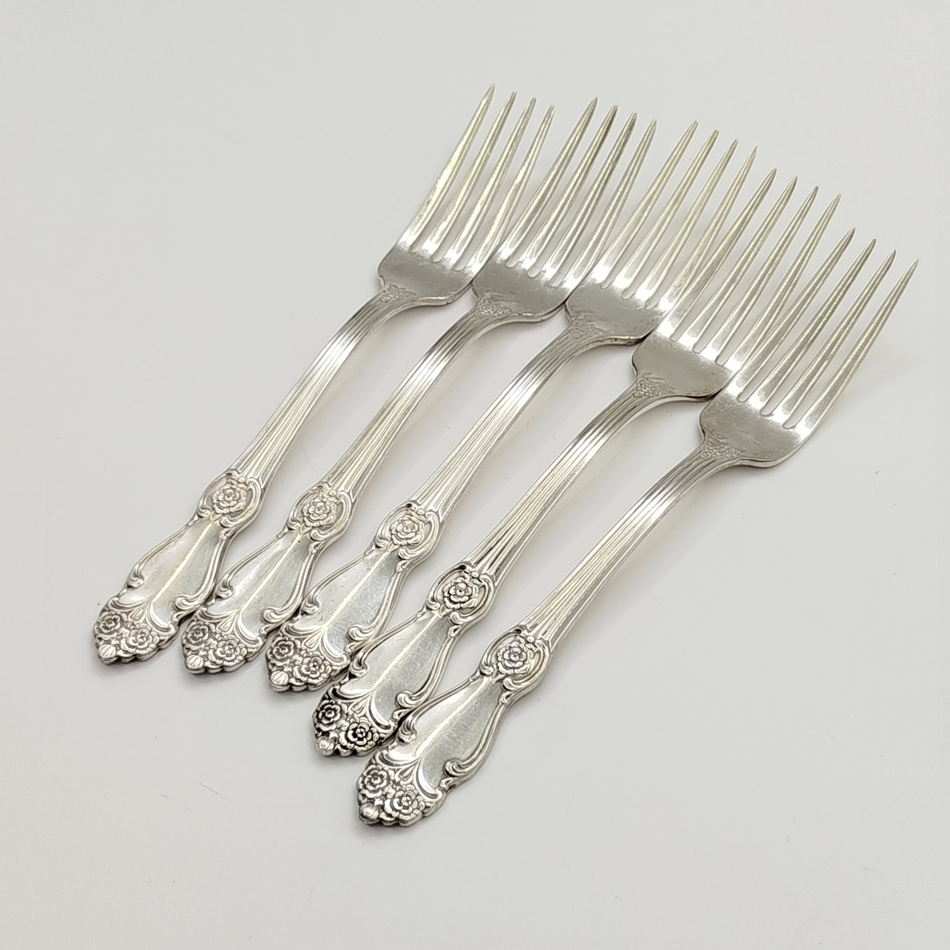 Набор из 5 столовых вилок "Серебряная роза"