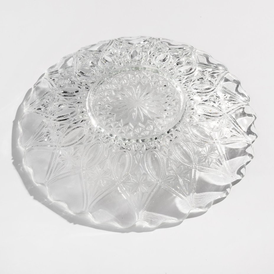 Блюдо с рельефным декором, стекло, СССР, 1940-1960 гг.