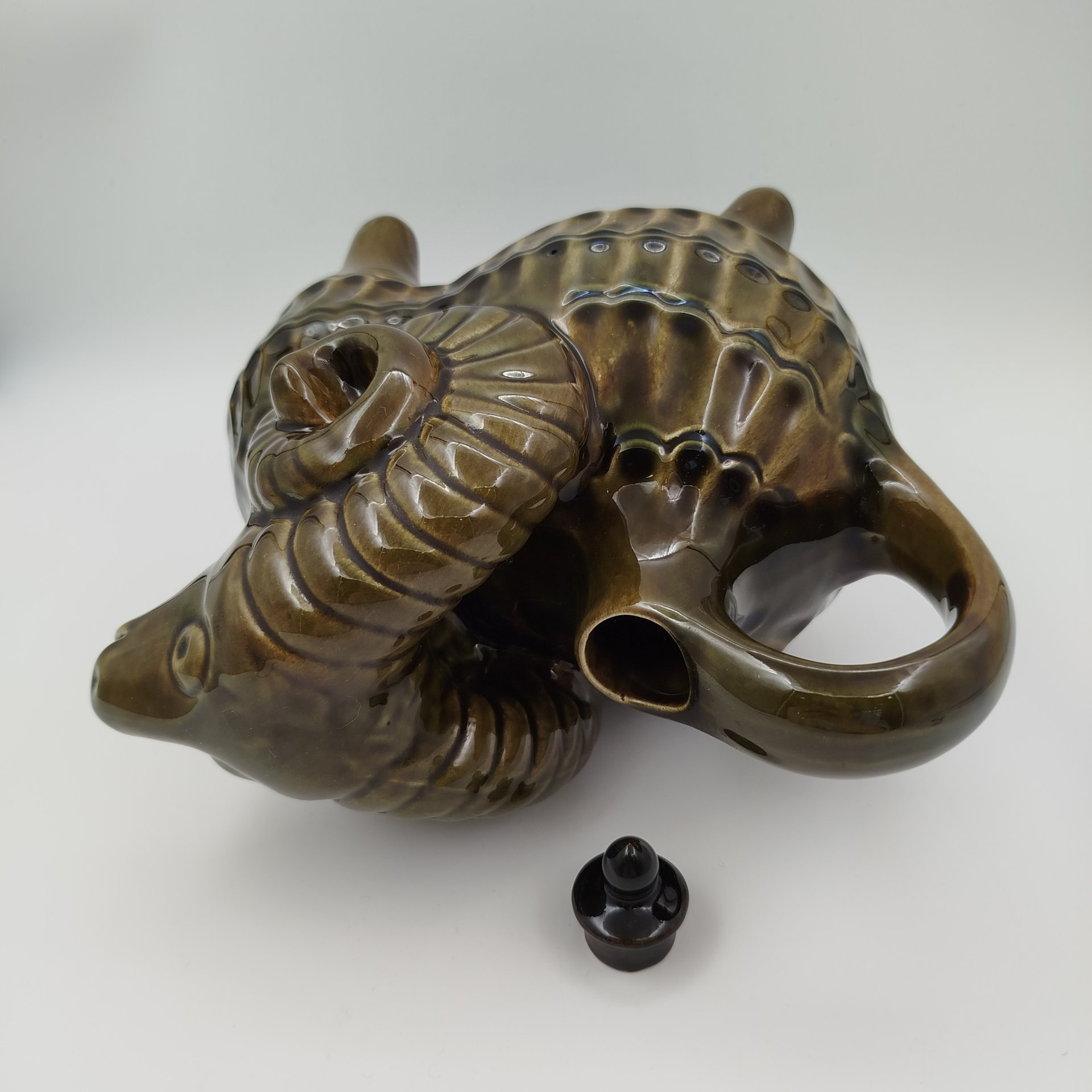 Кувшин (куманец) "Барашек" ("Баран"), керамика, поливы, СССР, 1960-1990 гг.