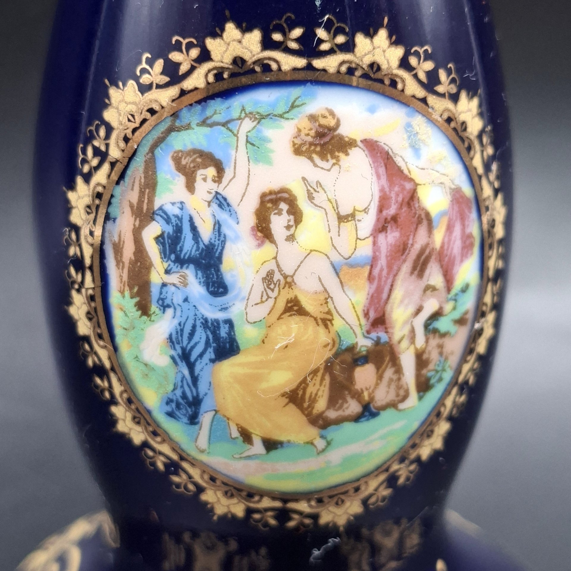 Подсвечник "Мадонна" на одну свечу, фарфор, крытье кобальтом деколь, золочение, Moritz Zdekauer (MZ), Чехия, 1993-2010 гг.