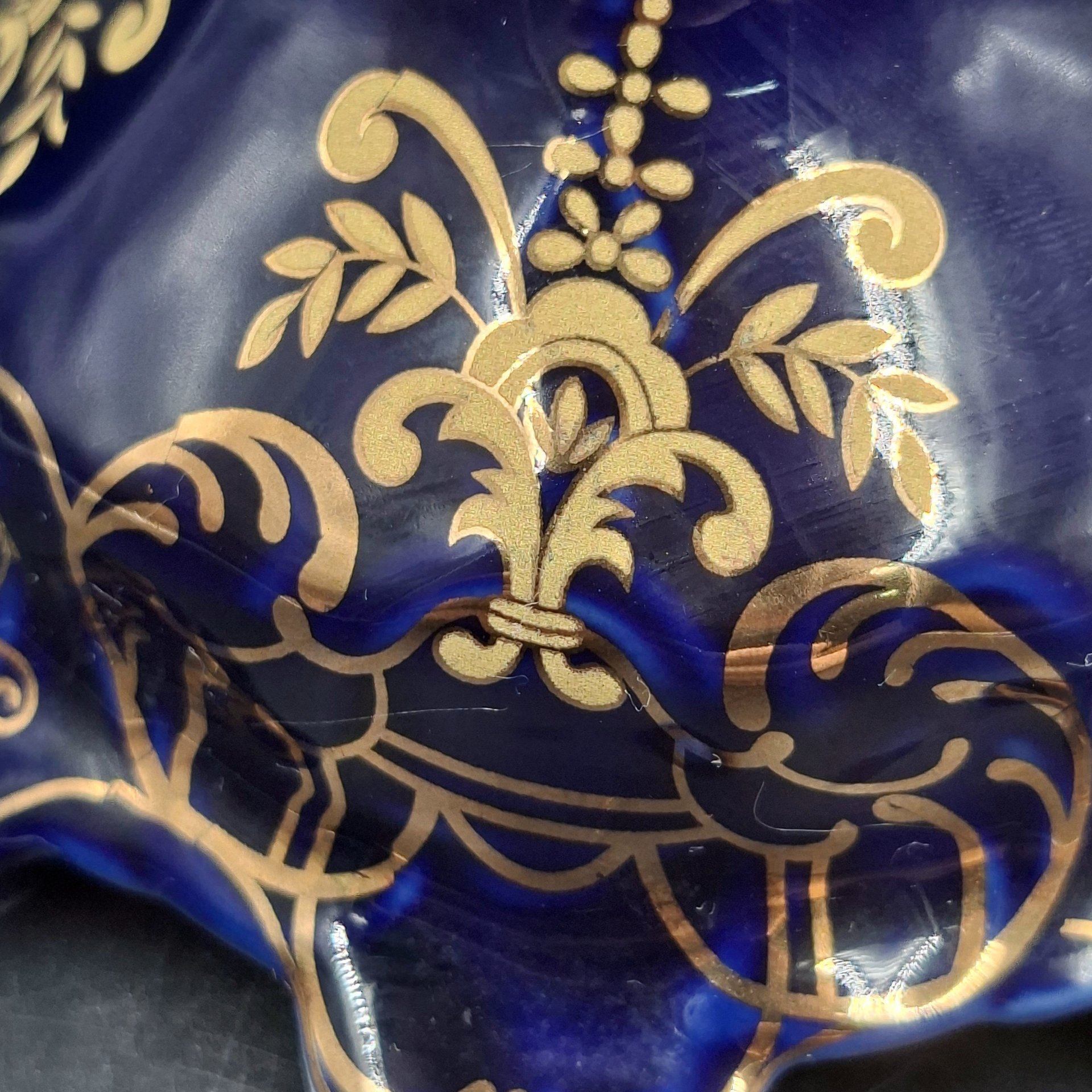 Подсвечник "Мадонна" на одну свечу, фарфор, крытье кобальтом деколь, золочение, Moritz Zdekauer (MZ), Чехия, 1993-2010 гг.