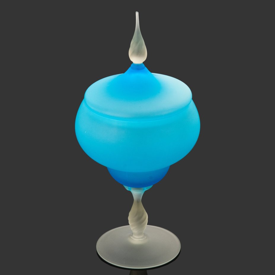 Ваза для десертов (бонбоньерка, конфетница) Empoli Glass Opaline, Тоскана, стекло, матовое, Италия, 1950-1960 гг.