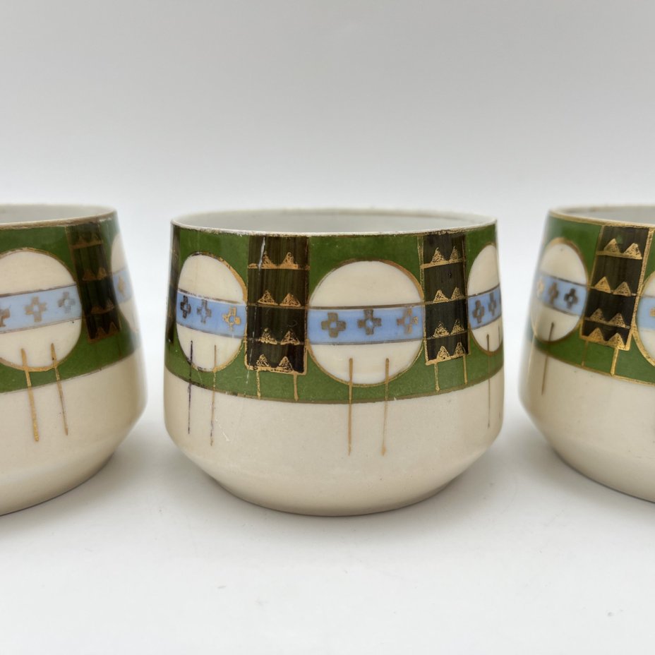 Набор чашек с геометрическим декором на 3 персоны