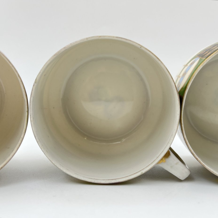 Набор чашек с геометрическим декором на 3 персоны