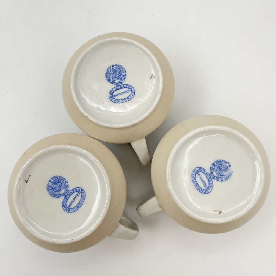 Набор чашек с геометрическим декором на 3 персоны