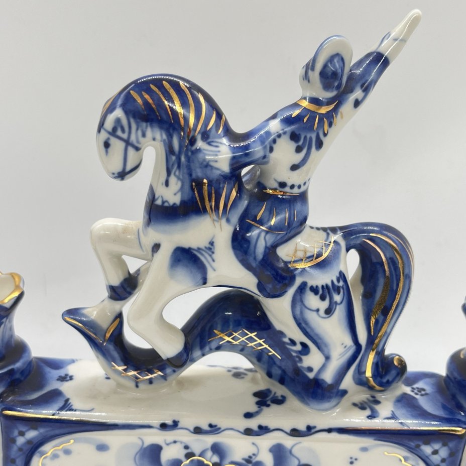 Подсвечник на 2 свечи "Георгий Победоносец", авт. Жуков, Гжель