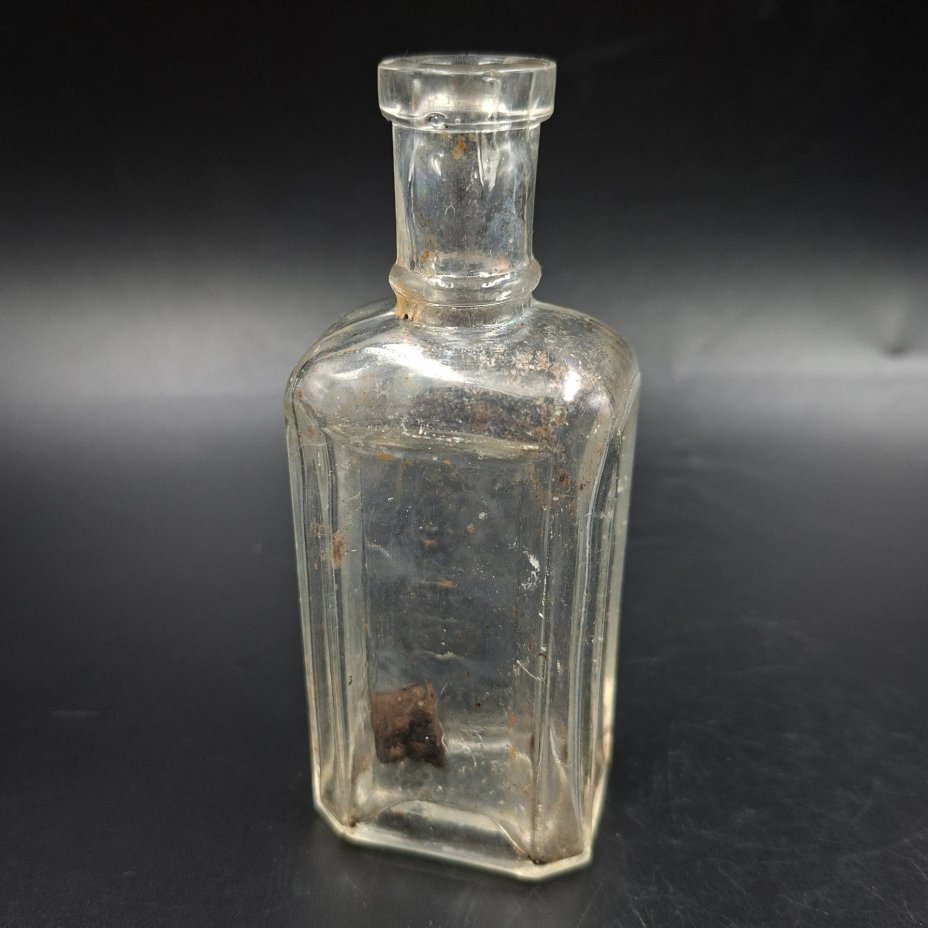 Флакон "Компания Зингер"