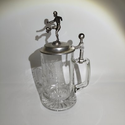 Кружка пивная "Футболист" с крышкой в виде игрока