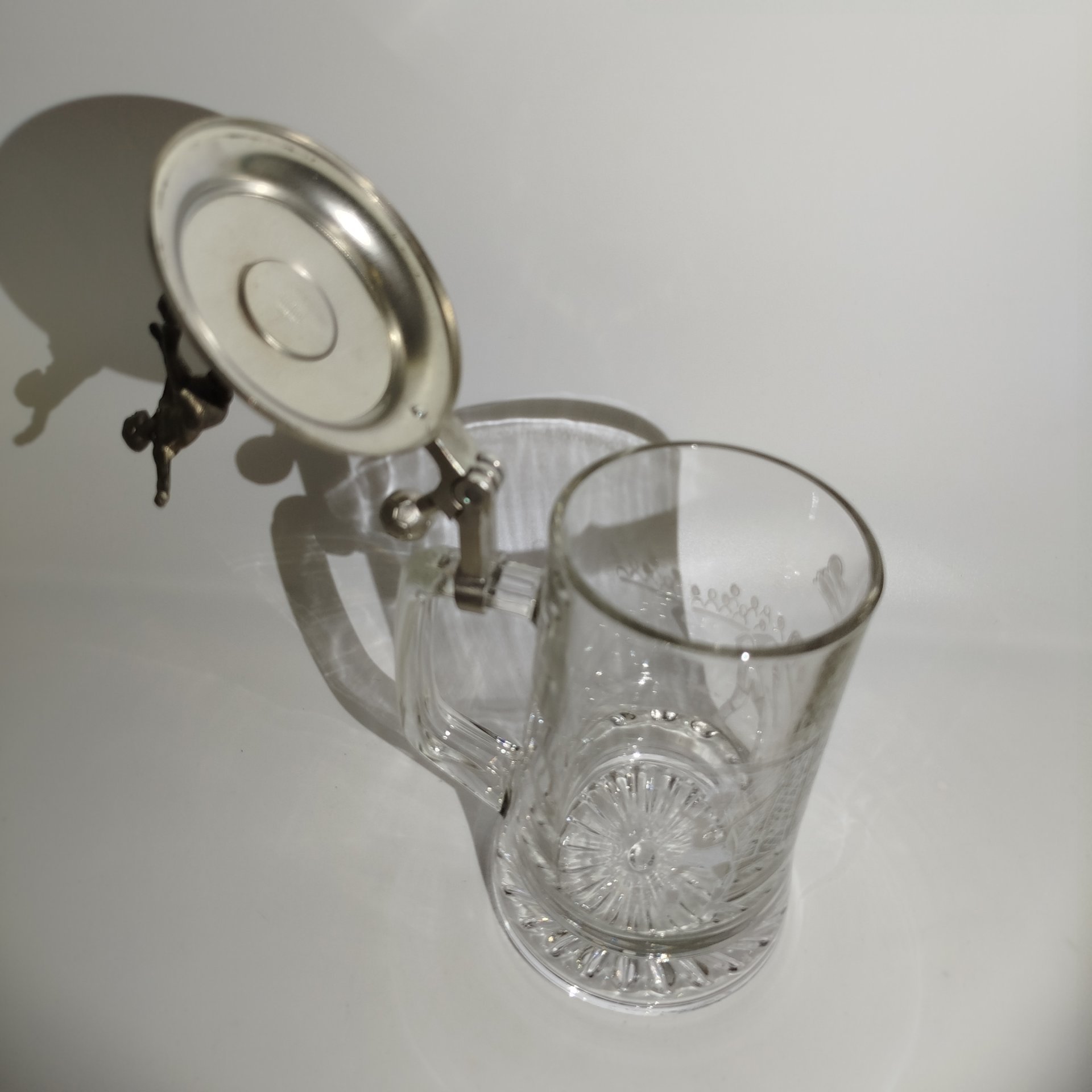 Кружка пивная "Футболист" с крышкой в виде игрока