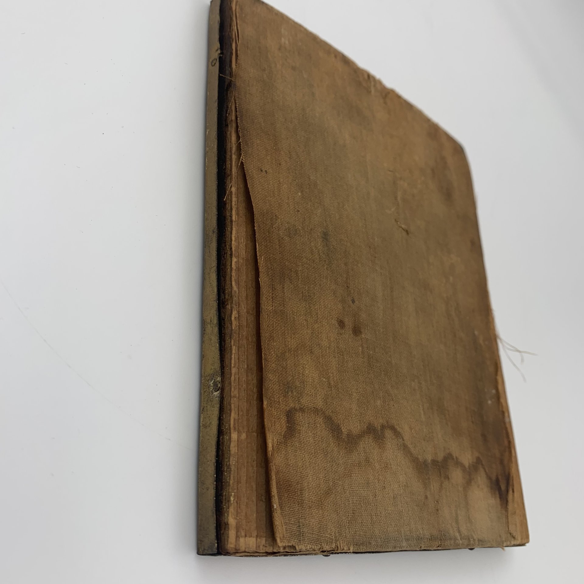 Икона Божией Матери "Всех скорбящих Радость" (с грошиками), дерево, жесть, хромолитография (печать), Российская империя, 1900-1915 гг.