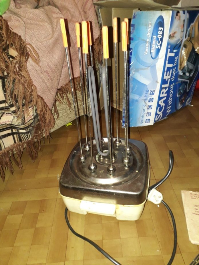 Электрошашлычница