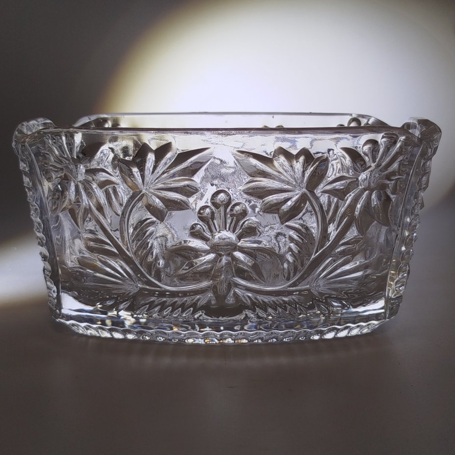 Конфетница с цветочным декором, стекло, пресс, СССР, 1970-1990 гг.