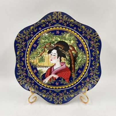 Блюдо декоративное "Гейша", фарфор, деколь, золочение, Arti-M, Российская Федерация, 1990-2010 гг.