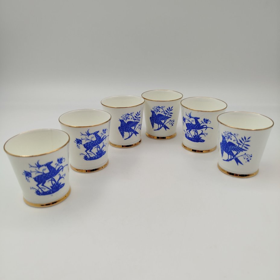 Набор стопок с изображением оленя и птиц на 6 персон, фарфор, деколь, золочение, Ленинградский фарфоровый завод (ЛФЗ), СССР, 1970-1986 гг.