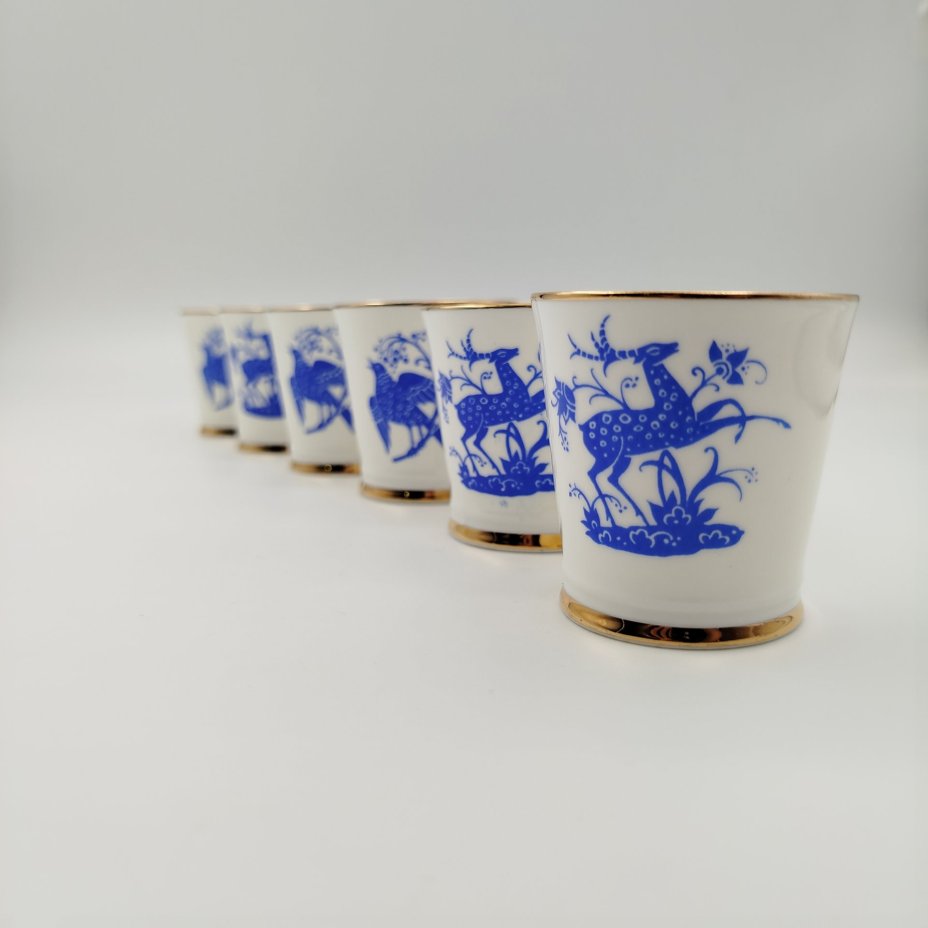 Набор стопок с изображением оленя и птиц на 6 персон, фарфор, деколь, золочение, Ленинградский фарфоровый завод (ЛФЗ), СССР, 1970-1986 гг.