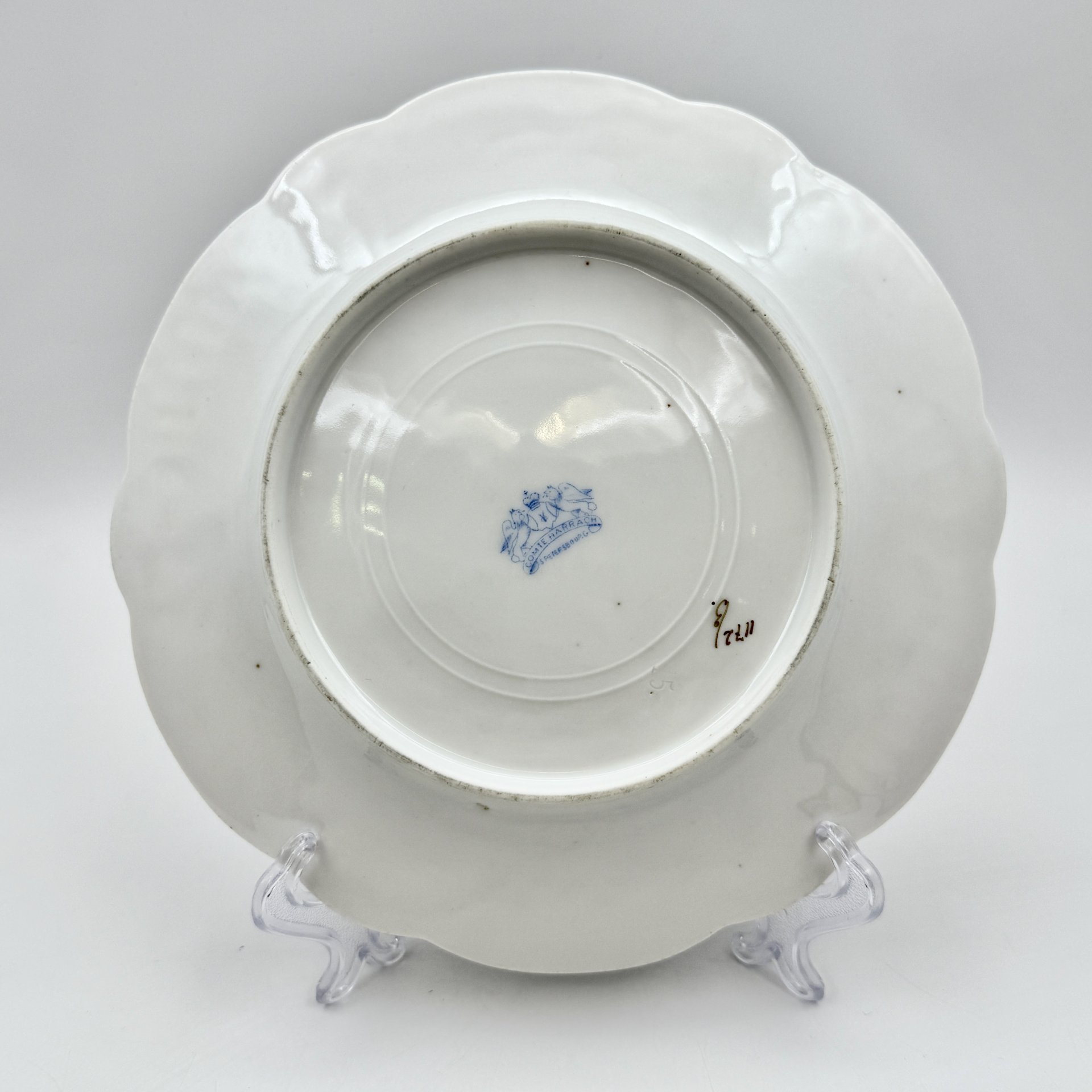 Тарелка десертная, украшенная цветочным декором, фарфор, деколь, Comte Harrach (Граф Гаррах), Comte Harrach (Граф Гаррах)