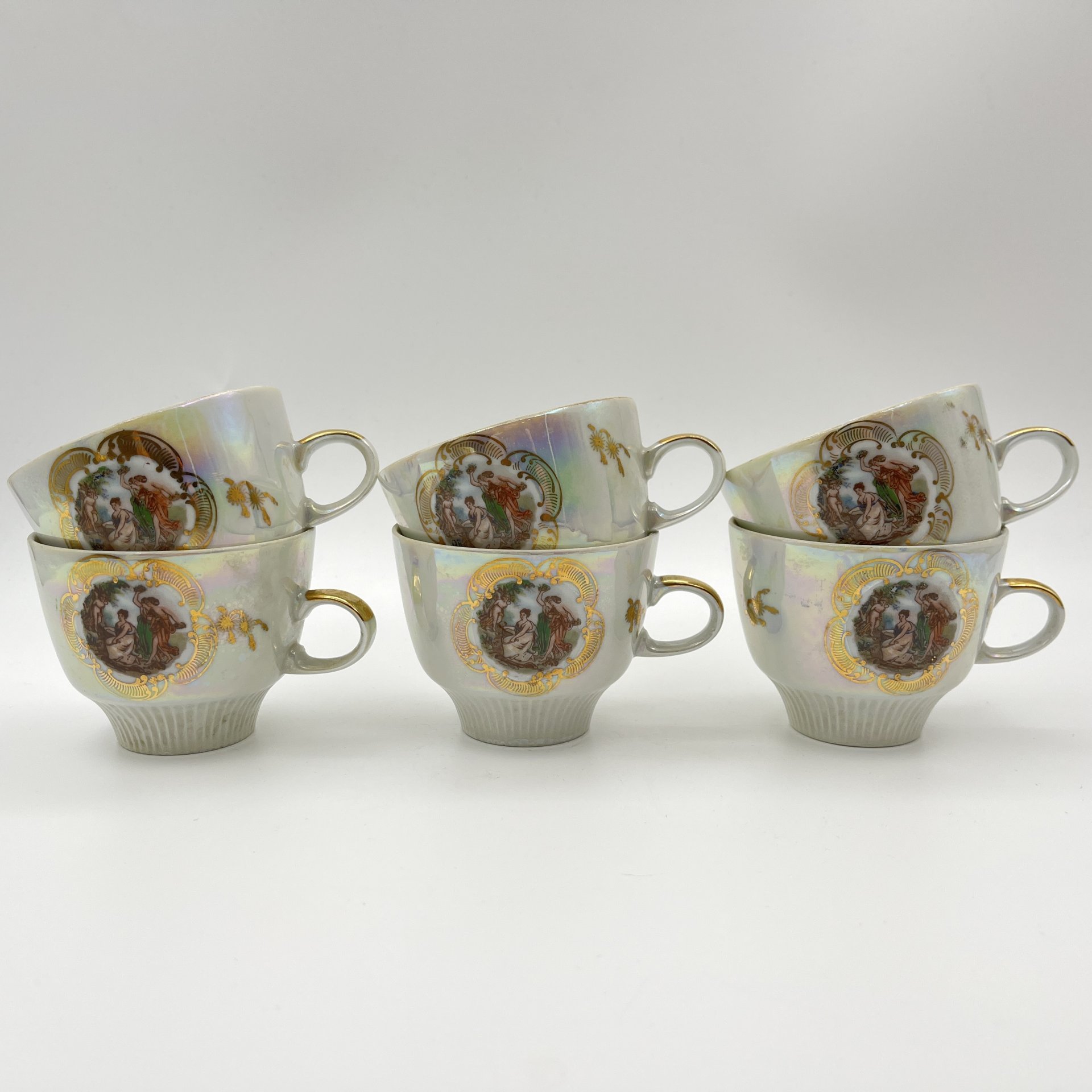 Сервиз чайно-кофейный на 6 персон "Мадонна" (15 предметов), фарфор, люстр, деколь, золочение, Colditz (Кольдиц), ГДР, 1960-1980 гг.