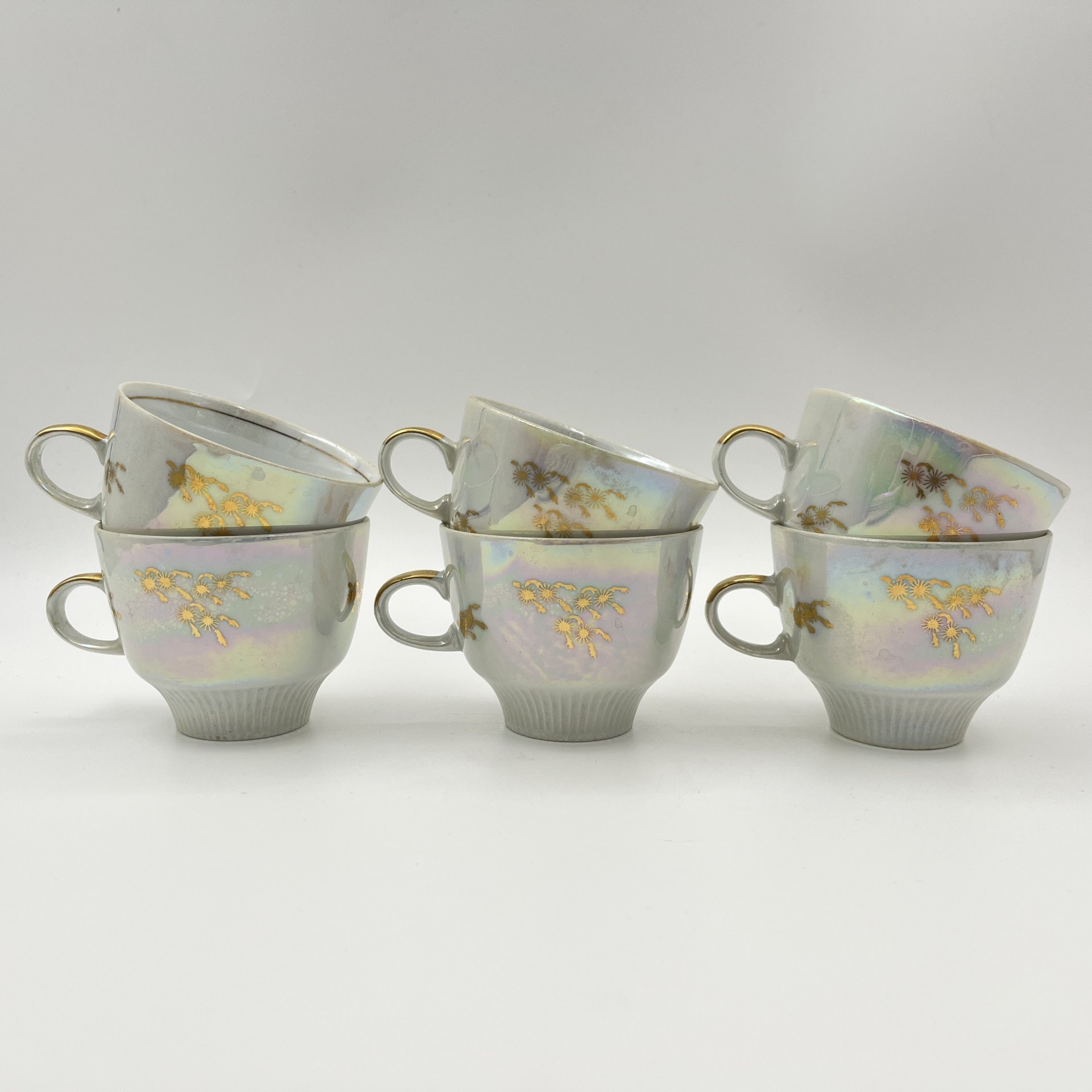 Сервиз чайно-кофейный на 6 персон "Мадонна" (15 предметов), фарфор, люстр, деколь, золочение, Colditz (Кольдиц), ГДР, 1960-1980 гг.