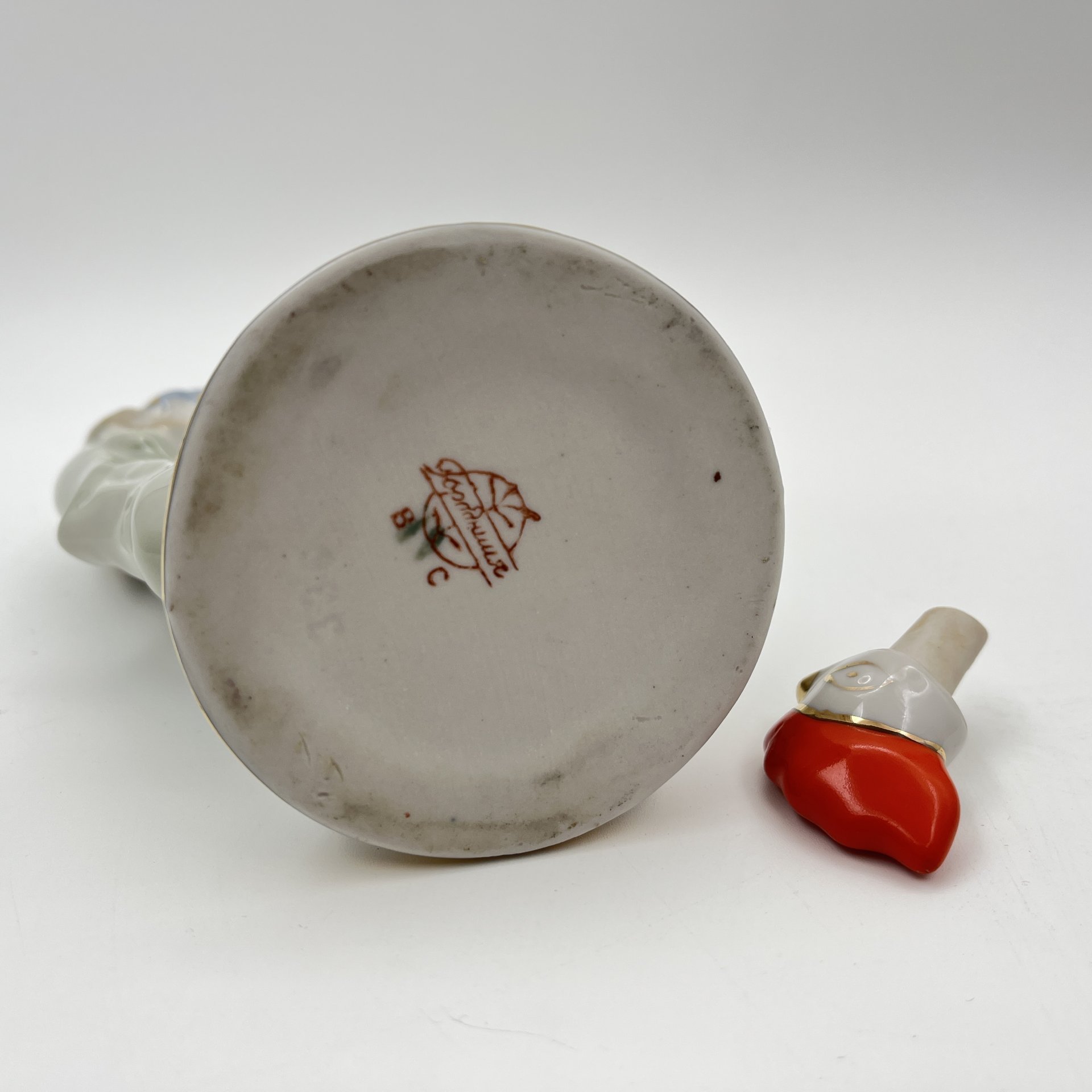 Штоф "Петух", фарфор, роспись, золочение, Городницкий фарфоровый завод, СССР, 1957-1960 гг.