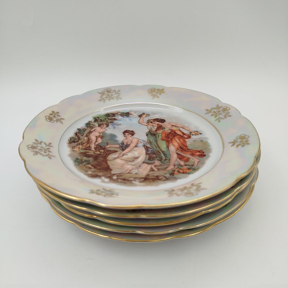 Набор из 5 десертных тарелок "Мадонна", фарфор, деколь, люстр, золочение, Kahla, ГДР, 1960-1980 гг.