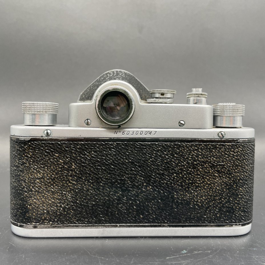 Фотоаппарат "Зенит-С" с объективом "Индустар-50" в оригинальном кофре, Красногорский механический завод (КМЗ)