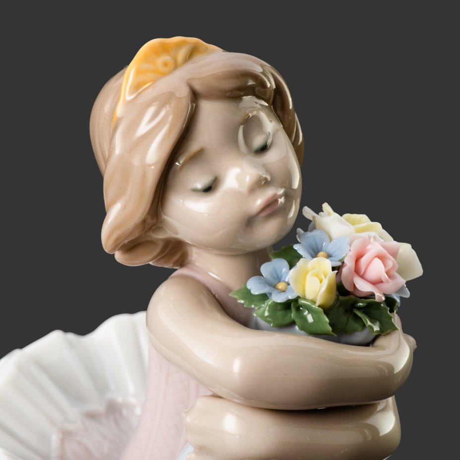 Статуэтка  "Мой дебют" ("Маленькая балерина"), фарфор, роспись, лепной декор, Lladro, Испания, 2000 г.