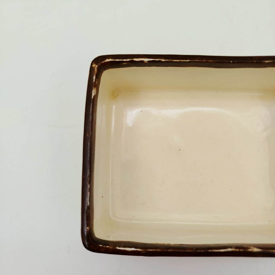 Шкатулка прямоугольной формы, украшенная цветочным декором, Bihl