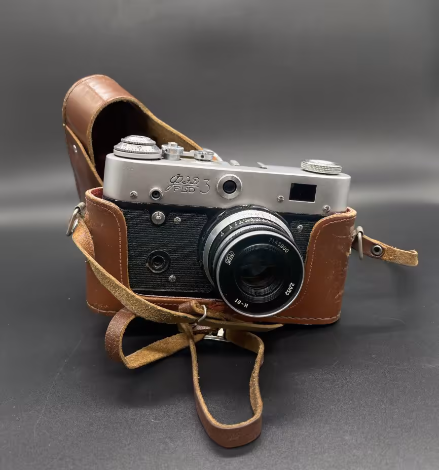 Фотоаппарат "ФЭД-3" с объективом "Индустар-61" в оригинальном кофре, Харьковский машиностроительный завод им. Дзержинского (ФЭД)