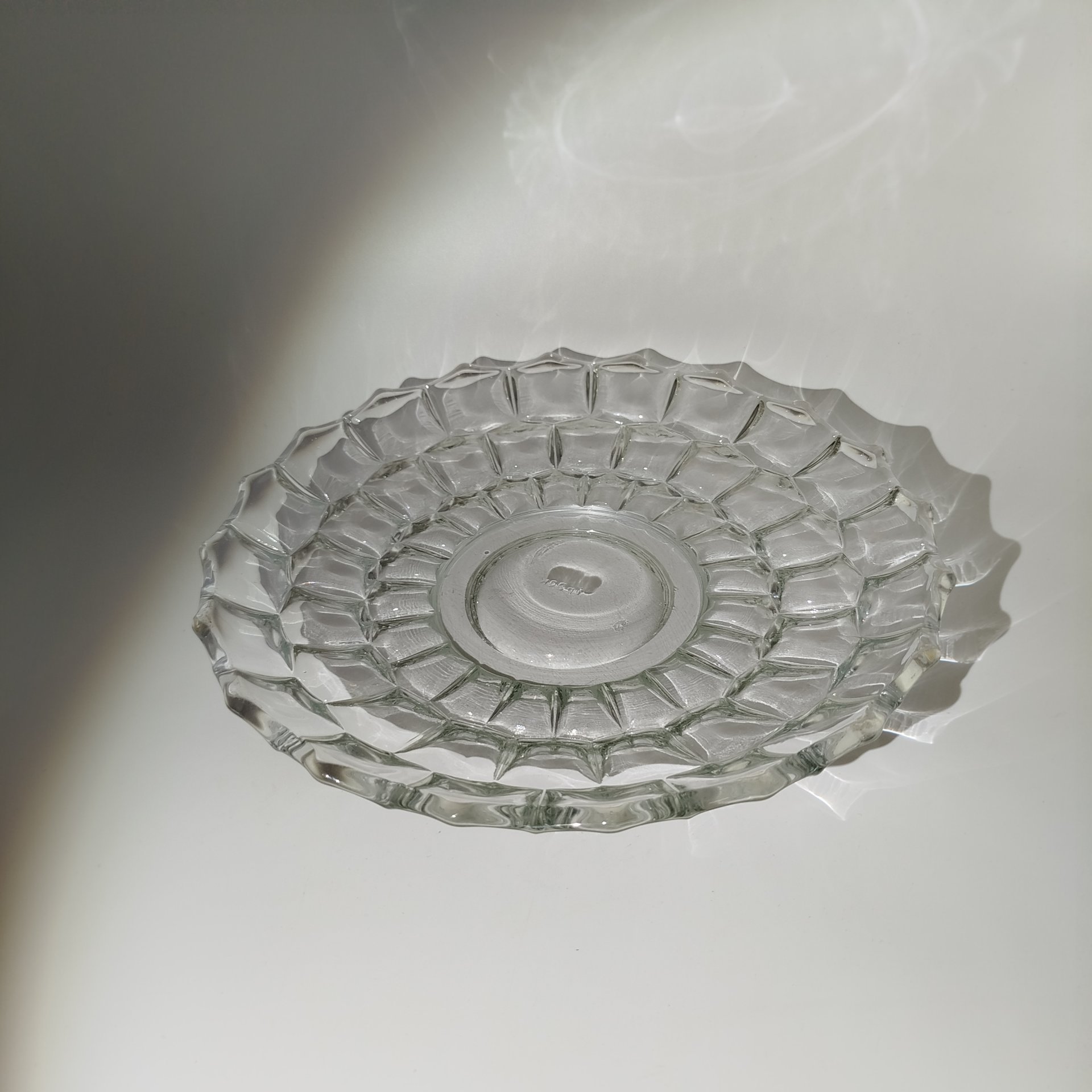 Блюдо округлой формы, стекло, СССР, 1970-1980 гг.