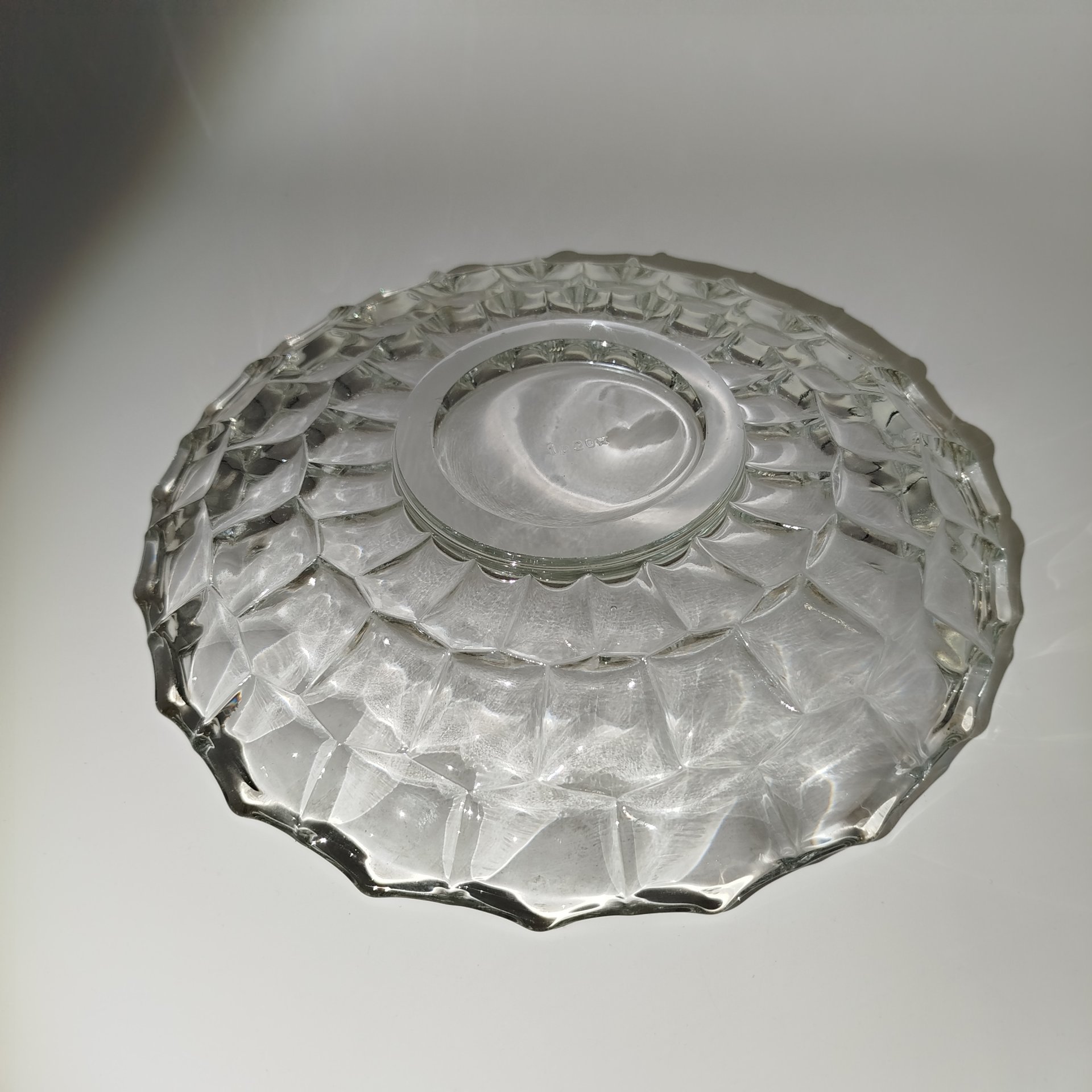 Блюдо округлой формы, стекло, СССР, 1970-1980 гг.