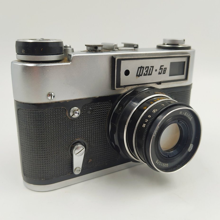 Фотоаппарат "ФЭД-5в" с объективом "Индустар-61Л/Д" в оригинальном кофре, металл, пластик, стекло, кожа, Харьковский машиностроительный завод им. Дзержинского (ФЭД), СССР, 1975-1991 гг., Харьковский машиностроительный завод им. Дзержинского (ФЭД)