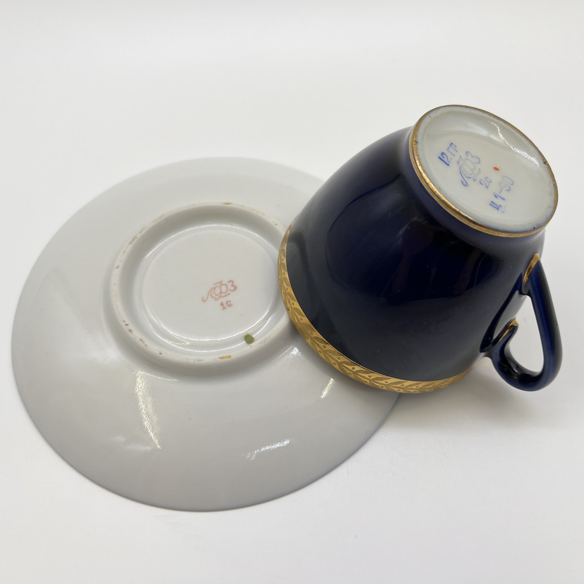Кофейная пара (в подборе), фарфор, крытье кобальтом, золочение, Ленинградский фарфоровый завод (ЛФЗ), СССР, 1970-1990 гг.