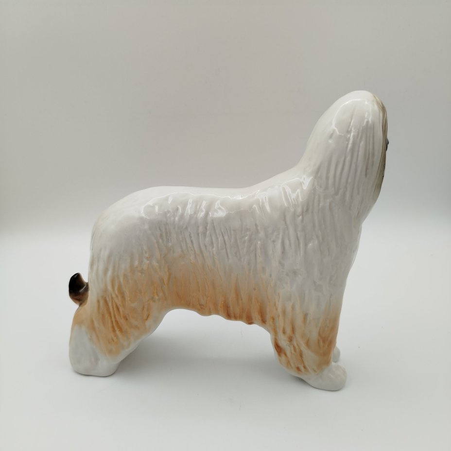 Статуэтка "Афганская борзая" (большая), скульптор П.П. Веселов, фарфор, аэрография, Ленинградский фарфоровый завод (ЛФЗ), СССР, 1970-1991 гг., Ленинградский фарфоровый завод (ЛФЗ)