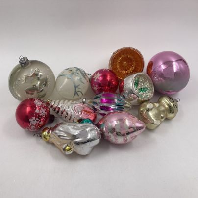 Набор из 12-ти ёлочных игрушек разных форм и размеров, стекло, краска, металл, СССР, 1960-1990 гг.