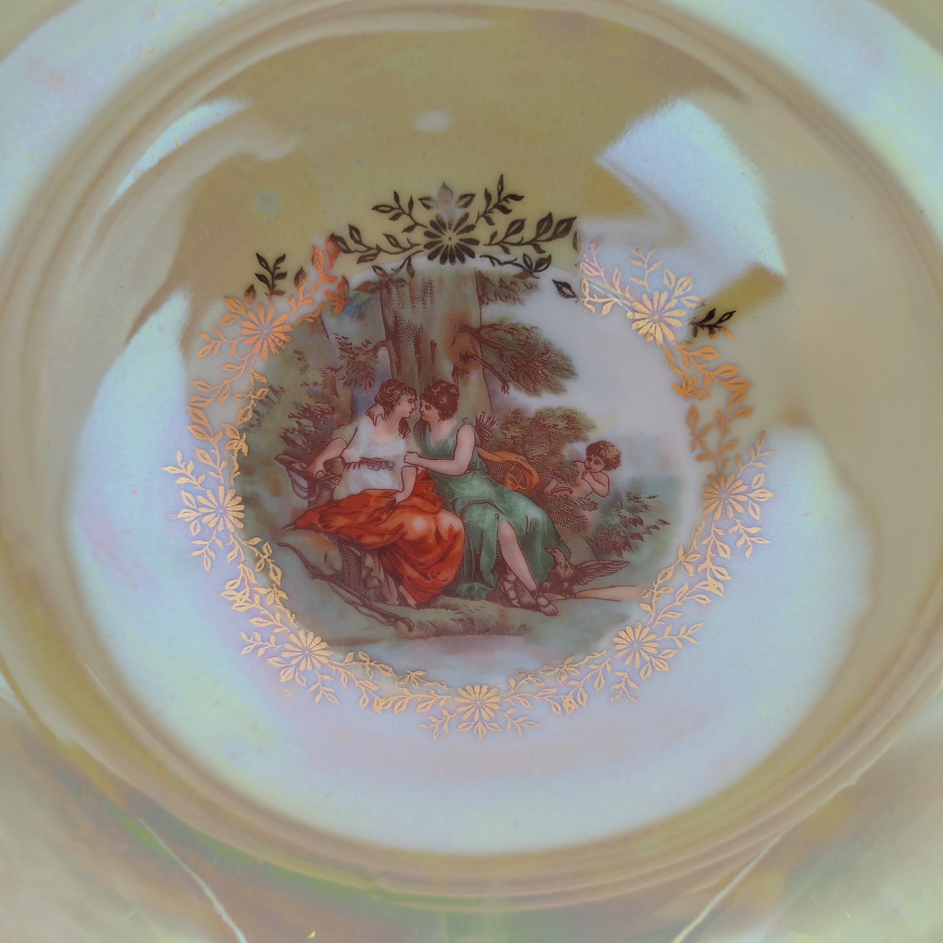 Салатник круглой формы из сервиза "Мадонна", фарфор, деколь, люстр, золочение, Fortuna Eisenberg, Германия, 1960-1973 гг.