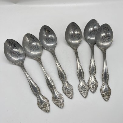 Набор из 6-ти столовых ложек, украшенных флоральным декором, нержавеющая сталь, Павловский завод художественных металлоизделий им. С.М. Кирова