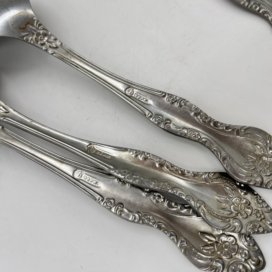 Набор из 6-ти столовых ложек, украшенных флоральным декором, нержавеющая сталь, Павловский завод художественных металлоизделий им. С.М. Кирова