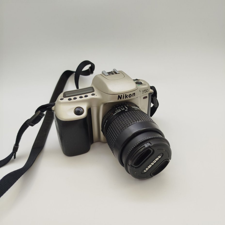 Фотоаппарат Nikon F50 с объективом Nikon AF Nikkor 35-80mm f4-5.6, пластик, стекло, металл, Япония, 1994-2000 гг.