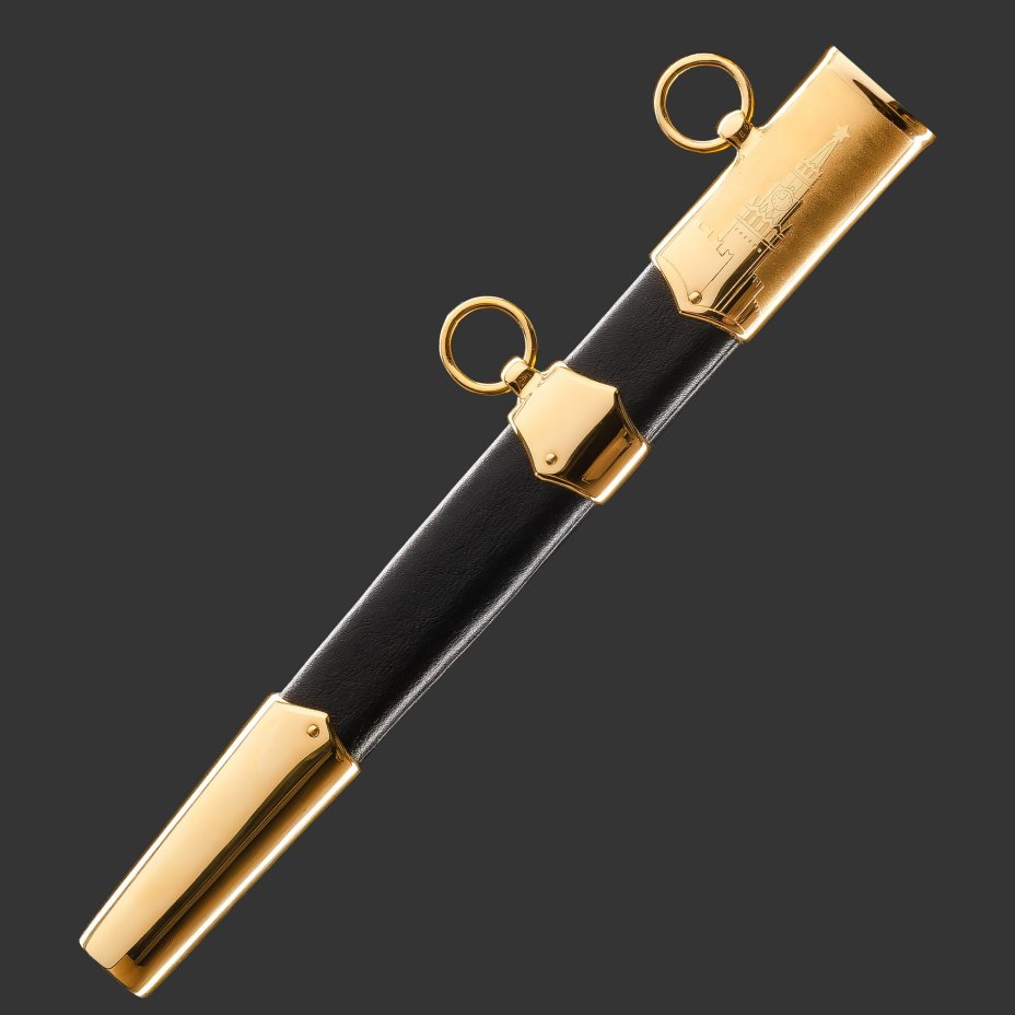 Кортик "Кремль", сталь, латунь, дерево, черная кожа, неолейкорит, золочение; в деревянном подарочном коробе с бархатным ложементом