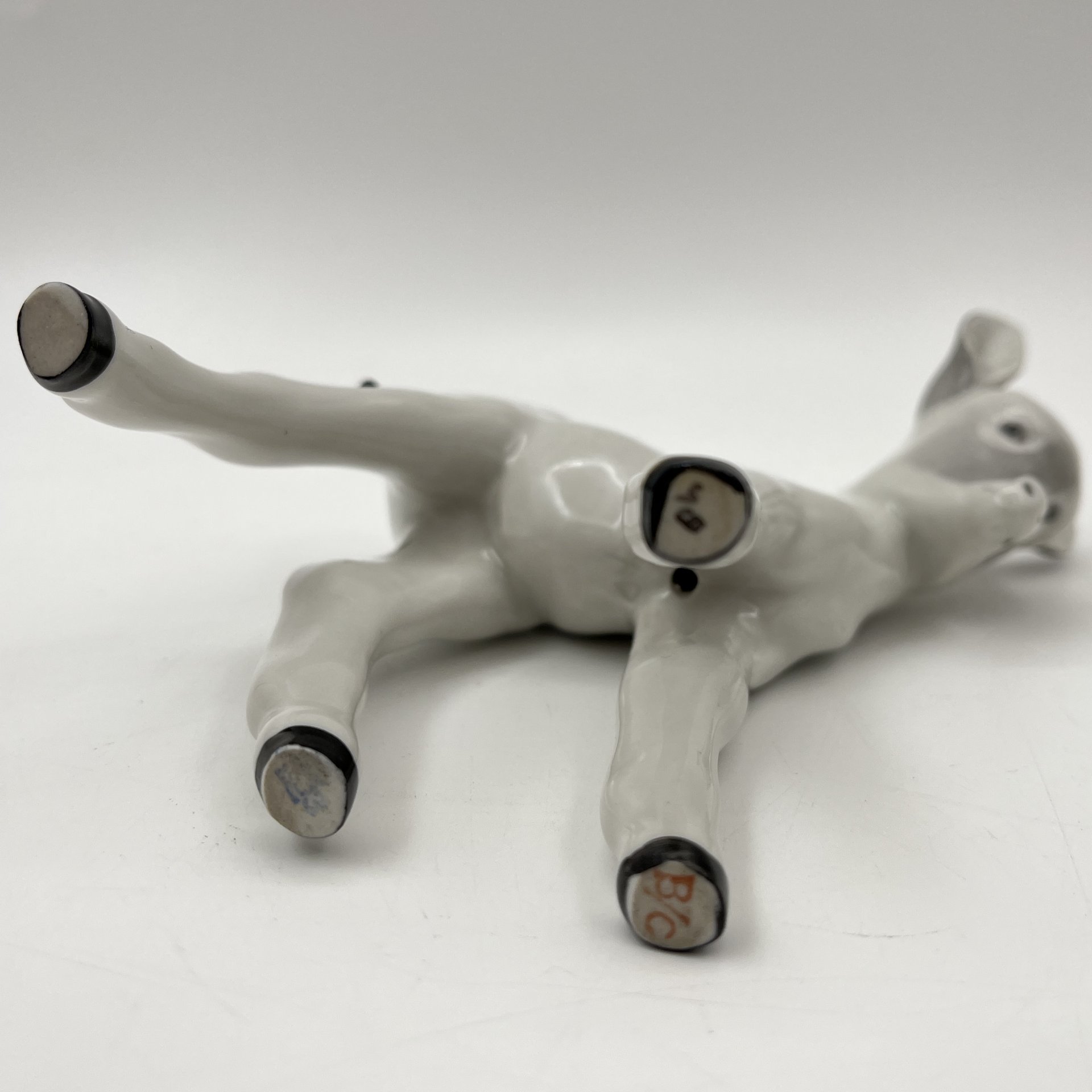 Статуэтка "Ослик", скульптор Воробьев Б. Я., художник Жбанов В. М., фарфор, роспись, Ленинградский фарфоровый завод (ЛФЗ), СССР, 1960-1970 гг.